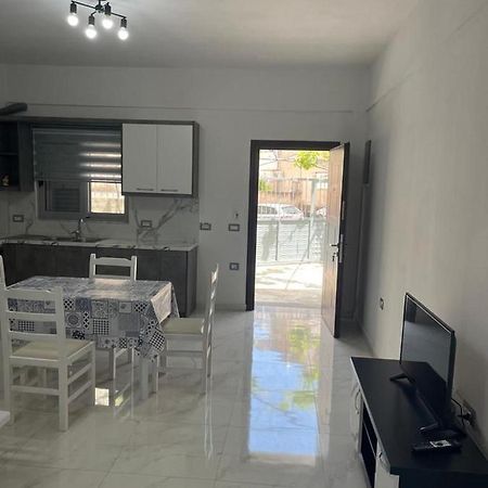 Taku Apartment Σαράντα Εξωτερικό φωτογραφία