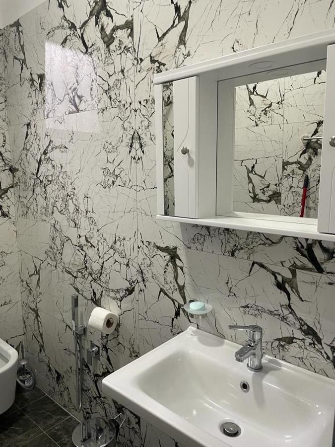 Taku Apartment Σαράντα Εξωτερικό φωτογραφία